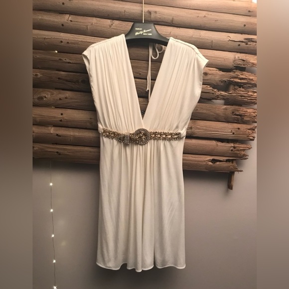 Sky off white V top with reinstones gold Belt M - Picture 10 of 10